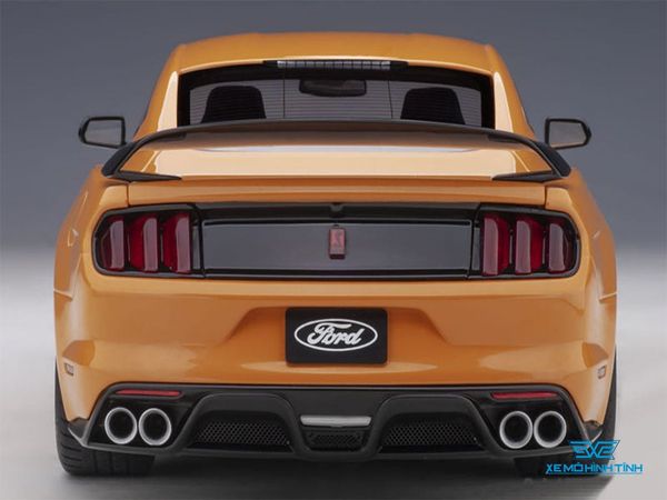 Xe Mô Hình Ford Shelby GT-350R 1:18 AUTOart ( Cam )