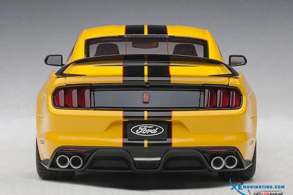 Xe Mô Hình Ford Shelby Mustang GT350R 1:18 Autoart ( Vàng )