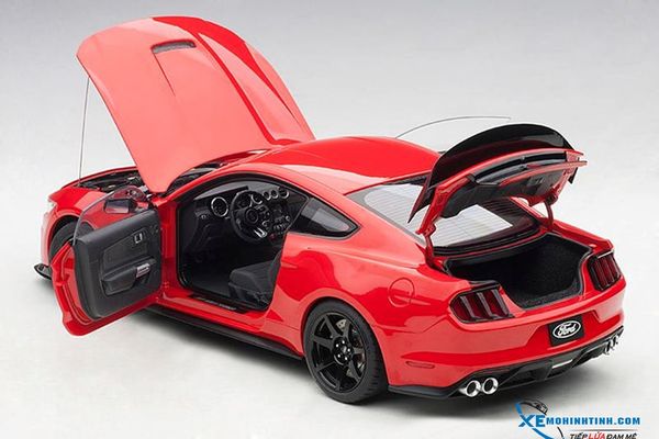 1/18 FORD SHELBY GT-350R (RACE RED)