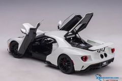 1/18 FORD GT 2017 (FROZEN WHITE)