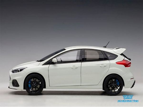 Xe Mô Hình Ford Focus RS 2016 1:18 Autoart ( Frozen White )