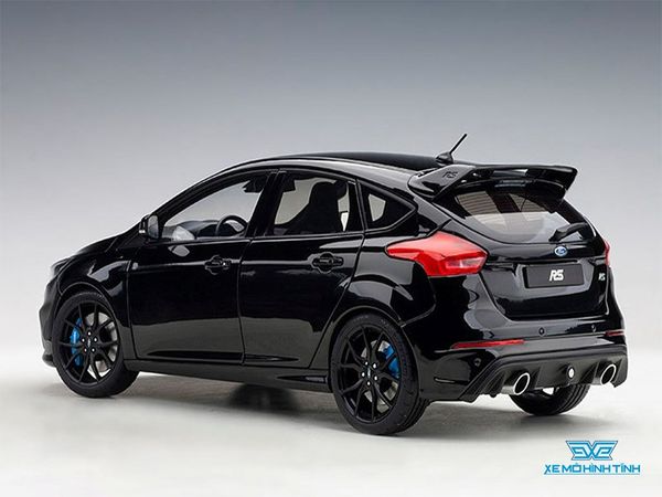 Xe Mô Hình Ford Focus RS 2016 1:18 Autoart ( Đen )