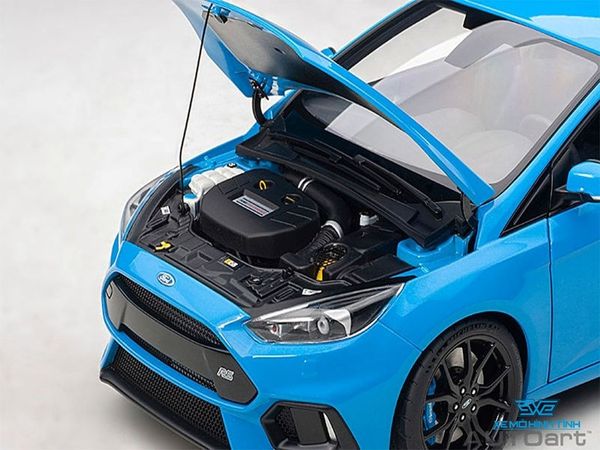 Xe Mô Hình Ford Focus RS 2016 1:18 Autoart (NITROUS BLUE)