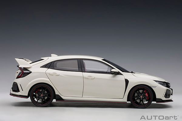 1/18 HONDA CIVIC TYPE R (FK8) (CHAMPIONSHIP WHITE)