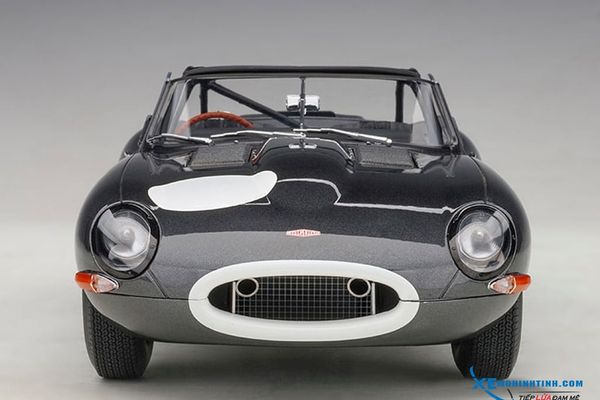 1/18 JAGUAR LIGHTWEIGHT E-TYPE (DARK GREY)