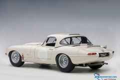 1/18 JAGUAR LIGHTWEIGHT E-TYPE (WHITE)