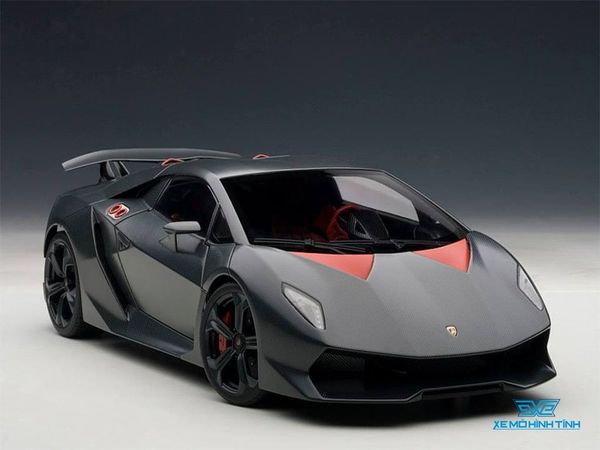 XE MÔ HÌNH LAMBORGHINI SESTO ELEMENTO 1:18 AUTOART (CARBON)