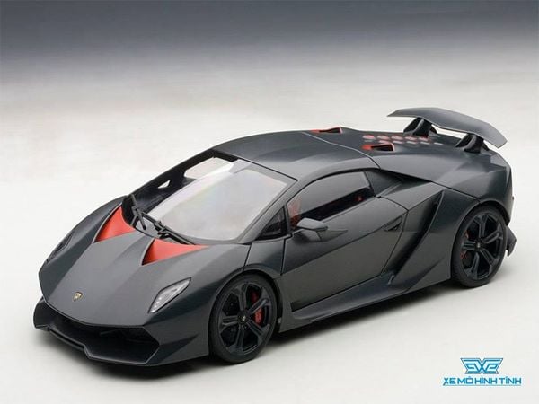 XE MÔ HÌNH LAMBORGHINI SESTO ELEMENTO 1:18 AUTOART (CARBON)