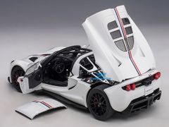 Xe Mô Hình Hennessey Venom GT Spyder Edition 1:18 Autoart ( Trắng )