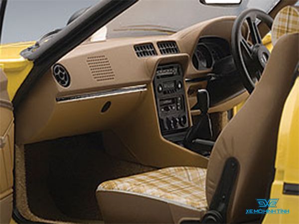 Xe Mô Hình Mazda Savanna RX-7(SA)1:18 Autoart ( Vàng )