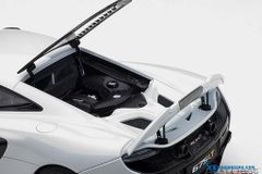 Xe Mô Hình McLAREN 675 LT 1:18 Autoart ( Trắng )