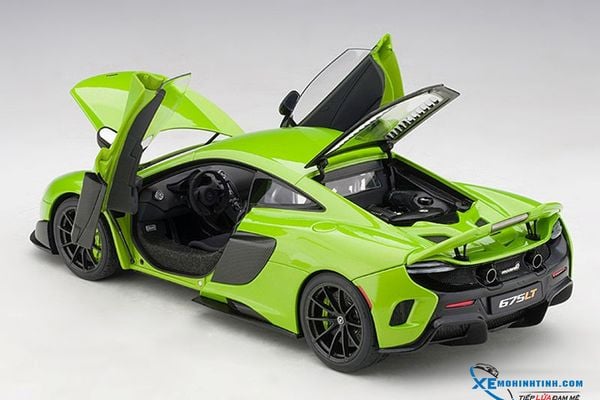 1/18 McLAREN 675 LT (NAPIER GREEN)