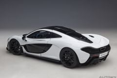 Xe Mô Hình McLAREN P1 1:18 Autoart (ALASKAN DIAMOND WHITE W/ BLUE/BLACK INTERIOR )