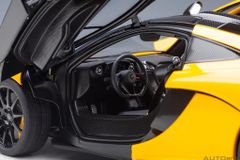 Xe Mô Hình McLAREN P1 1:18 Autoart (VOLCANO YELLOW W/ YELLOW/BLACK INTERIOR)