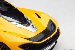 Xe Mô Hình McLAREN P1 1:18 Autoart (VOLCANO YELLOW W/ YELLOW/BLACK INTERIOR)