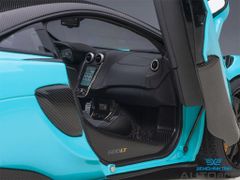 Xe Mô Hình McLaren 600LT 1:18 Autoart ( Xanh Dương )
