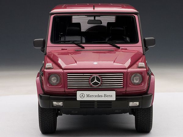 1/18 MERCEDES-BENZ G-MODEL 90'S SWB (RED)