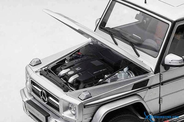 Xe Mô Hình Mercedes-AMG G63 2017 1:18 Autoart ( Bạc )