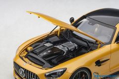 Xe Mô Hình Mercedes-AMG GT R 1:18 Autoart ( Vàng )