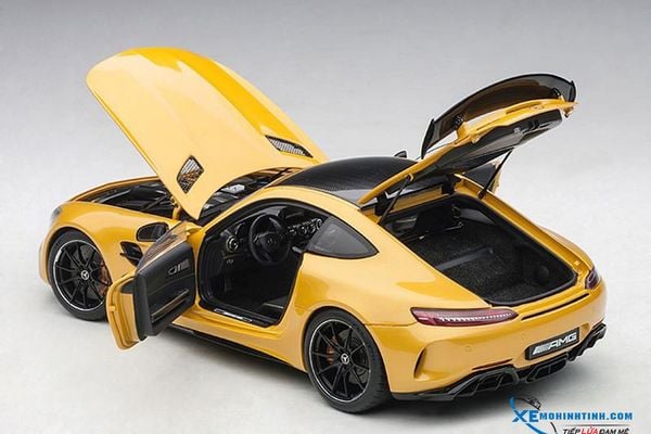 Xe Mô Hình Mercedes-AMG GT R 1:18 Autoart ( Vàng )