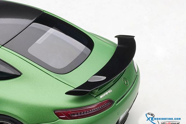 Xe Mô Hình Mercedes-AMG GT R 1:18 Autoart ( Xanh Lá )