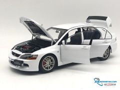 Xe Mô Hình Mitsubishi Lancer Evolution IX 1:18 Super A ( Trắng )