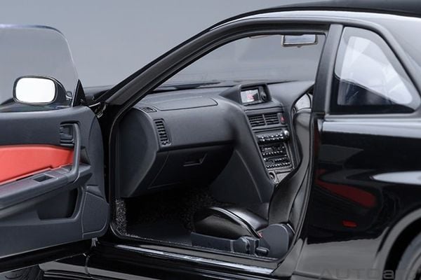 Xe Mô Hình Nissan Skyline GT-R (R34) Z-tune 1:18 Autoart (Black Pearl)