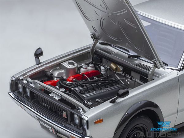 Xe Mô Hình Nissan Skyline GT-R (KPGC110) 1:18 Autoart ( Bạc )