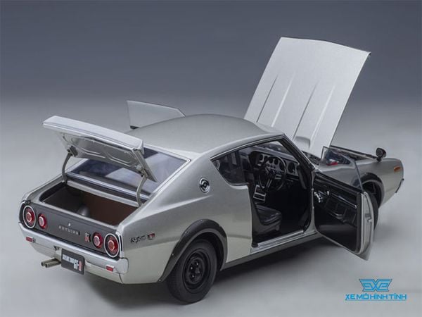 Xe Mô Hình Nissan Skyline GT-R (KPGC110) 1:18 Autoart ( Bạc )