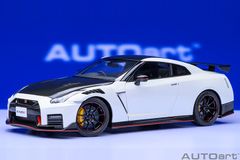 Xe Mô Hình NISSAN GT-R (R35) NISMO 2022 SPECIAL EDITION 1:18 AUTOart ( Brilliant White Pearl )
