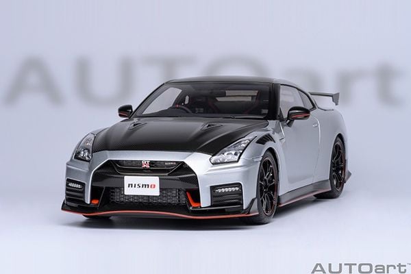 Xe Mô Hình Nissan GT-R R35 Nismo 2022 1:18 Autoart ( Ultimate Metal Silver )