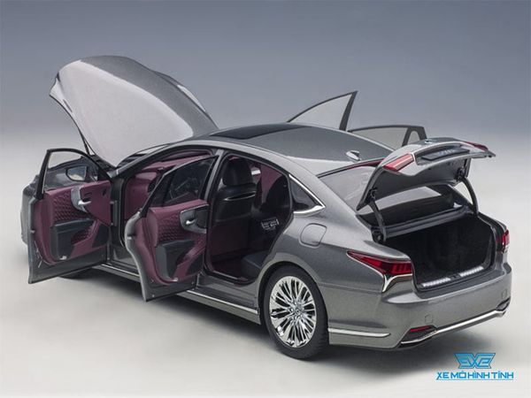 Xe Mô Hình Lexus LS500H 1:18 AUTOart ( Xám Nội Thất Đỏ )