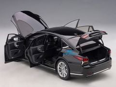 Xe Mô Hình Lexus LS 500h 1:18 Autoart ( Đen )