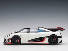 Xe Mô Hình Koenigsegg One:1 1:18 Autoart ( Trắng Viền Đen Đỏ )