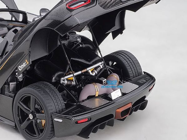 Xe Mô Hình Koenigsegg One:1 1:18 Autoart ( Đen Carbon )