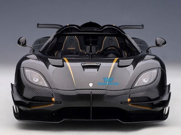 Xe Mô Hình Koenigsegg One:1 1:18 Autoart ( Đen Carbon )