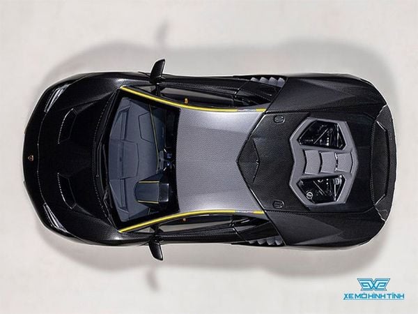 Xe Mô Hình Lamborghini Centenario LP770-4 1:18 Autoart (CLEAR CARBON WITH YELLOW ACCENTS)