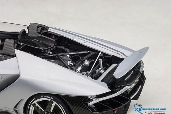 1/18 LAMBORGHINI CENTENARIO ROADSTER (ARGENTO CENTENARIO/MATT METALLIC SILVER)