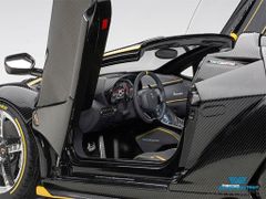 Xe Mô Hình Lamborghini Centenario Centenario Roadster 1:18 Autoart ( Clear Carbon )