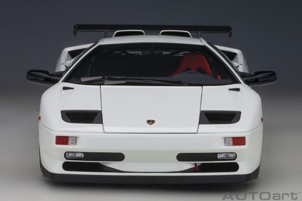 Xe Mô Hình Lamborghini Diablo SV-R 1:18 AUTOart (Impact White)