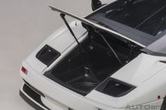 Xe Mô Hình Lamborghini Diablo SV-R 1:18 AUTOart (Impact White)