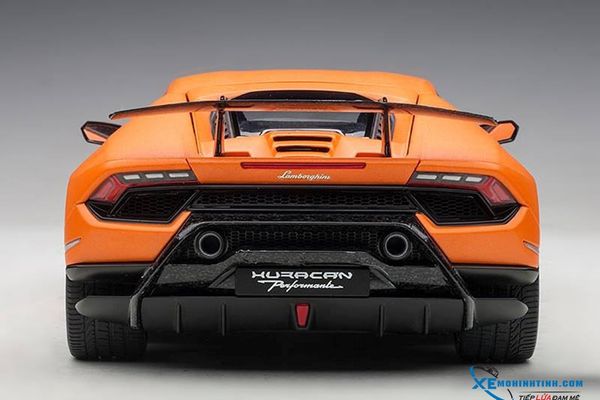 Xe Mô Hình LAMBORGHINI HURACAN PERFOMANTE 1:18 Autoart ( Cam )