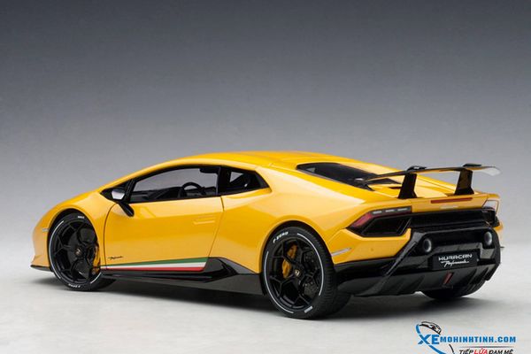 Xe Mô Hình LAMBORGHINI HURACAN PERFORMANTE 1:18 Autoart (GIALLO INTI/PEARL EFFECT YELLOW)