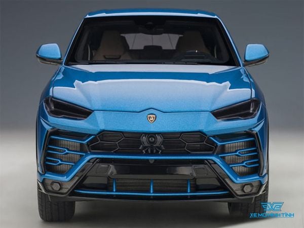 Xe Mô Hình Lamborghini Urus 1:18 AUTOart ( Xanh )