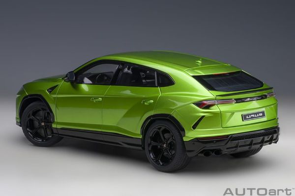 Xe Mô Hình Lamborghini Urus 1:18 AUTOart (Verde Selvans)