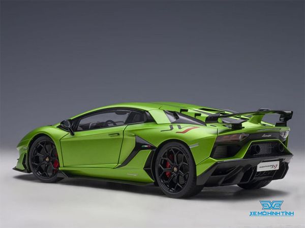 Xe Mô Hình Lamborghini Aventador SVJ 1:18 AUTOart ( Xanh Lá Nhám )