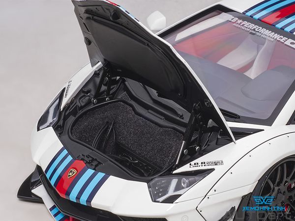 Xe Mô Hình Liberty Walk LB-WORKS Lamborghini Aventador Limited Edition 1:18 AUTOart ( Martini )