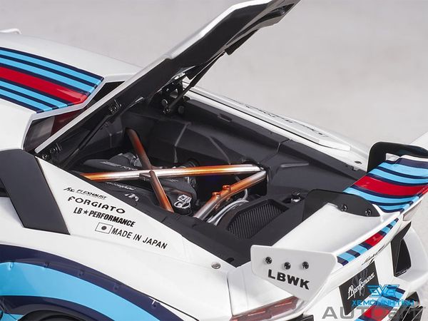 Xe Mô Hình Liberty Walk LB-WORKS Lamborghini Aventador Limited Edition 1:18 AUTOart ( Martini )