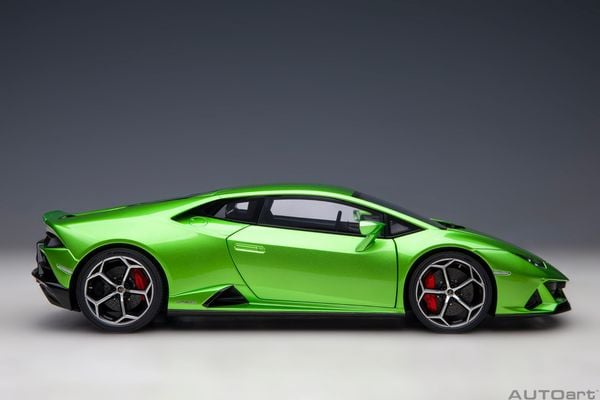 Xe Mô Hình Lamborghini Huracan EVO 1:18 Autoart (VERDE SELVANS)