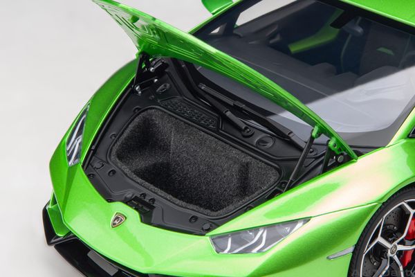 Xe Mô Hình Lamborghini Huracan EVO 1:18 Autoart (VERDE SELVANS)
